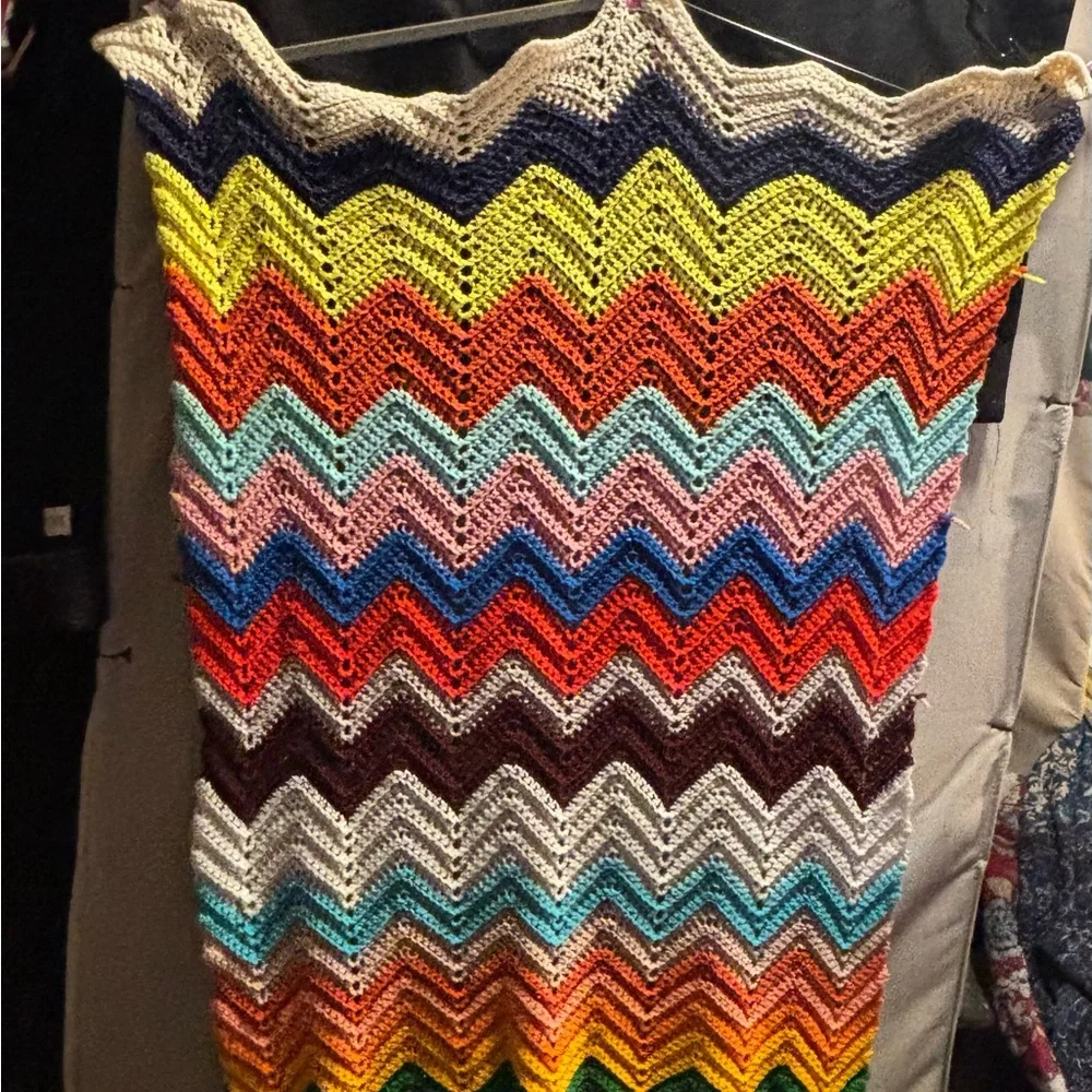 Crochet Afghan Throw Vintage Hand Made Multi Color Striped 41 X 30 Grannysquare